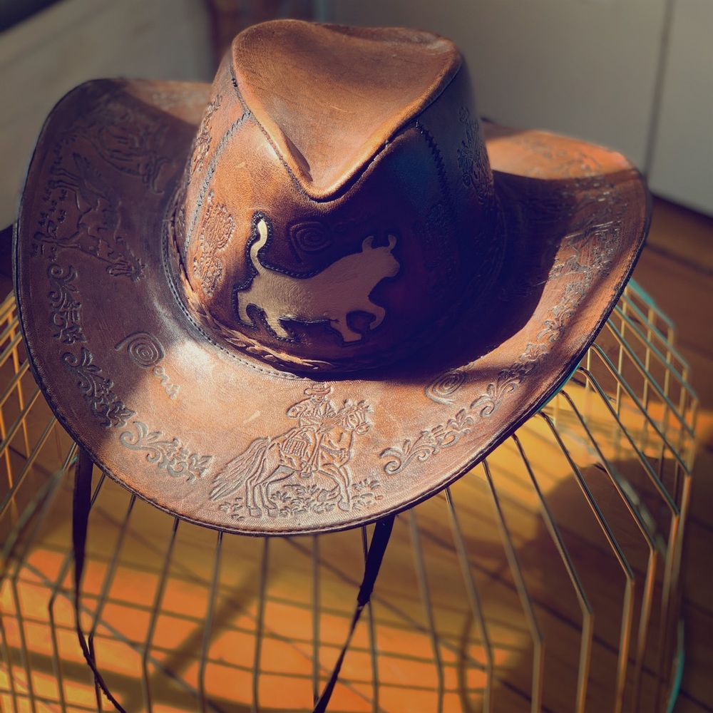 Leather Peruvian 🤠 cowboy hat!